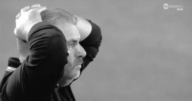 رسميًا.. إقالة مدرب نوتينجهام فورست بعد ثلاثية تشيلسي