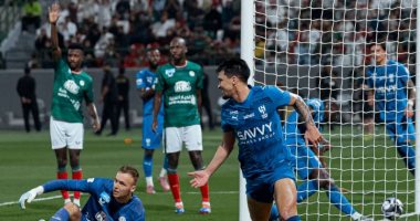 الهلال يكتسح الاتفاق 5-0 ويطارد النصر على قمة الدورى السعودى.. فيديو