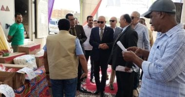 افتتاح سوق اليوم الواحد بمدينة طيبة الجديدة بالأقصر لتوفير السلع بأسعار مخفضة.. صور