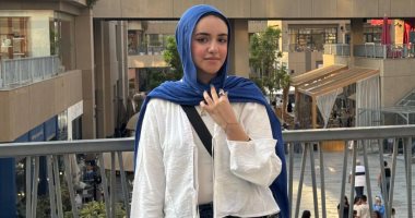 خريجة التعليم الفنى بالجيزة.. أميرة وزملاؤها يبتكرون يدًا ذكية 