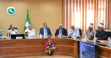 محافظ الشرقية: تعامل فورى مع بلاغات حماية الطفل وتوعية بمخاطر الزواج المبكر