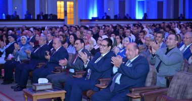 رئيس جامعة القاهرة يعلن تفاصيل توصيات المؤتمر الدولى للذكاء الاصطناعى