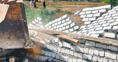 محافظ المنيا: إزالة 393 حالة تعدٍ على الأراضى الزراعية وأملاك الدولة ضمن الموجة 27