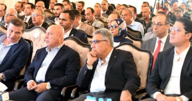 محافظ الدقهلية: نثمن دعم وزير الصناعة للمناطق الصناعية لزيادة الإنتاج والتصدير