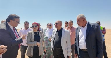وزير الإسكان يستعرض تقريرا بشأن أول مشروع للمعالجة والتخلص الآمن من المخلفات البلدية