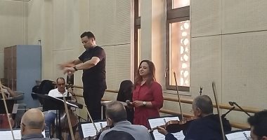 بروفة ريهام عبد الحكيم على أنغام الموجي استعدادًا لمهرجان الموسيقى العربية