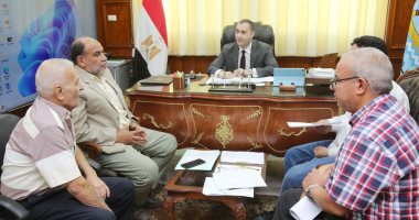 محافظ كفرالشيخ يوجّه ببحث عدد من طلبات وشكاوى المواطنين