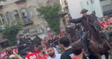 ديربى تل أبيب يُدخِل الكرة الإسرائيلية فى نفق مظلم بعد أحداث الشغب