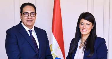 وزيرة التخطيط تبحث مع رئيس جامعة القاهرة تعزيز التعاون 