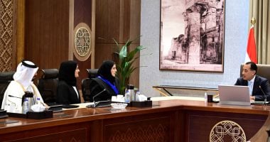 رئيس الوزراء يلتقى وزيرة الدولة للتعاون الدولى بوزارة الخارجية القطرية والوفد المرافق
