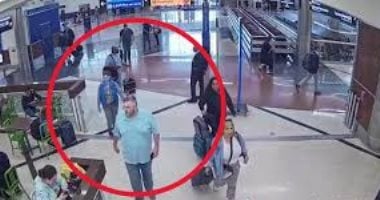 بعد إبلاغ عائلته للشرطة.. القبض على رجل هدد بإطلاق النار فى مطار أتلانتا.. فيديو