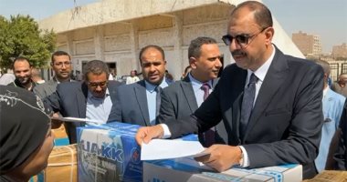 محافظ سوهاج يسلم 60 مشروعا للتمكين الاقتصادى لمستفيدى تكافل وكرامة.. فيديو