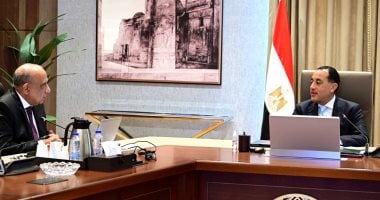 رئيس الوزراء يتابع عددا من ملفات عمل وزارة الكهرباء والطاقة المتجددة