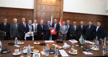 غرفة الإسكندرية تبحث مع السفير الكندى سبل تعزيز التعاون التجارى بين البلدين