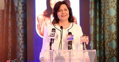 نبيلة مكرم لـ اليوم السابع: القيادة السياسية دائما داعمة لعمل المجتمع المدنى.. فيديو