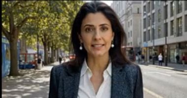 ابتسامتها مبرمجة.. مذيعة بالذكاء الاصطناعى تستفز البريطانيين: وظائفكم في خطر