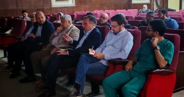 المستشفيات التعليمية تستضيف فريق عالمى لجراحات قلب الأطفال بمعهد القلب