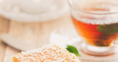 طريقة عمل كيك الشاى بالسميد.. مغذية وطعمها حكاية