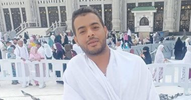 مات بملابس الإحرام.. تشييع جثمان شاب بمسقط رأسه في قنا بعد وصوله من السعودية