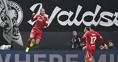 ليفربول يقلب الطاولة على آينتراخت فرانكفورت بـ3 أهداف فى 9 دقائق.. صور 