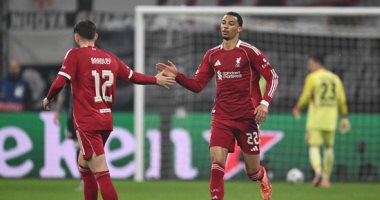 إيكيتيكي يسجل هدف تعادل ليفربول ضد آينتراخت فرانكفورت ويعتذر.. صور 