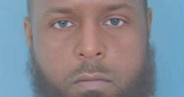 صورة الليبى قاتل أطفاله السبعة فى بنغازى.. ورئيس وزراء ليبيا يطالب بالتحقيق