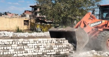 تنفيذ 10 قرارات إزالة على مساحة 14 قيراط بمركز كفر الشيخ ضمن الموجة 27