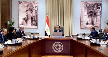 رئيس الوزراء يُتابع مع وزيرى التعليم العالى والمالية عددا من ملفات التعاون