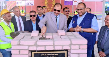 محافظ سوهاج يضع حجر الأساس لمشروع تأهيل وتوسعة محطة مياه غرب