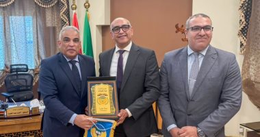 رئيس جامعة طنطا يثمن دور سفارات وقنصليات مصر فى دعم جهود المؤسسات التعليمية