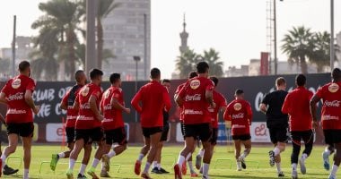 محاضرة فنية واستشفاء في أول مران للأهلي استعداداً للعودة أمام نوار البورندي