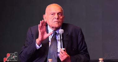 مجدى يعقوب يستعرض مسيرته العلمية ودور التكنولوجيا الحديثة فى احتفالية عيد ميلاده