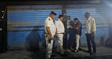 تشميع 8 مقاهى وكافيهات مخالفة ومتعدية على حرم الطريق العام بالمريوطية فيصل