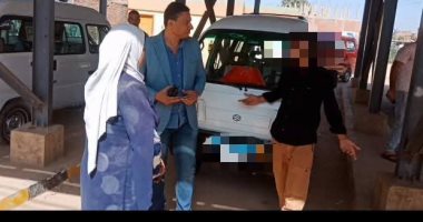 ضبط سائقين لعدم التزامهم بالتعريفة وبخطوط السير فى أشمون بالمنوفية