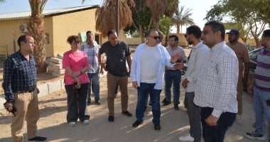 جولة لمحافظ أسيوط لمتابعة تطوير مشروعات الإنتاج الحيواني بعرب مطير والعوامر