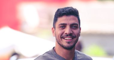 في الكورة : 
                                            محمد شريف يعتذر لـ حملي طولان.. ومدرب المنتخب: زي ابني ولم يتجاوز معي
                                        