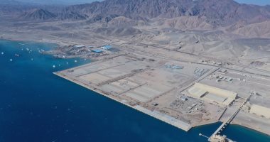 شاهد من السماء.. إنشاء محطة متعددة الأغراض ضمن تطوير ميناء سفاجا