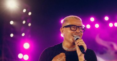 قصة أول جائزة music awards لـ عمرو دياب بعد شكره لنجيب ساويرس أمس