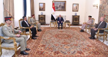 الرئيس السيسى يبحث مع رئيس أركان القوات البرية الباكستانية تعزيز الأمن والسلم الإقليمى ويعرب عن تقديره للتطور الملحوظ فى العلاقات المصرية الباكستانية خلال المرحلة الراهنة.. إشادة بدور مصر المحورى