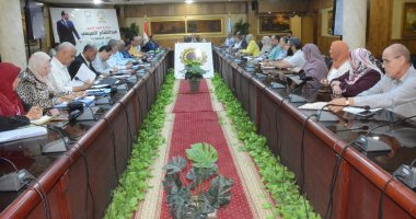 محافظ الغربية يترأس اجتماع اللجنة العليا لتصنيف الوحدات المؤجرة 