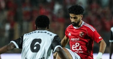 الأهلى يجرى آخر تغييرين.. نزول بن شرقى وشكرى أمام إيجل نوار والنتيجة 1-0 للأحمر.. صور