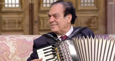 ملتقى القاهرة للمسرح الجامعى يكرم الموسيقار الكبير فاروق سلامة