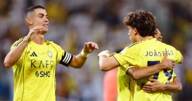النصر يتقدم على الحزم بهدف جواو فيليكس فى الشوط الأول.. فيديو