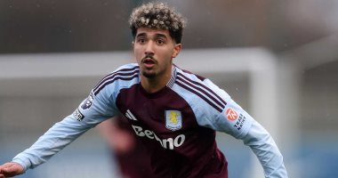 عمر خضر يشارك مع شباب أستون فيلا أمام وست هام