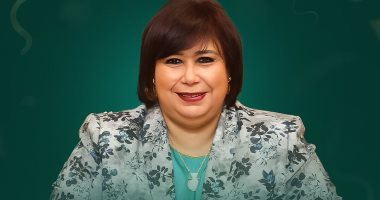 حياة كريمة تهنئ الدكتورة إيناس عبد الدايم عضوة مجلس أمناء المؤسسة بمناسبة تكريمها من المجلس الوطنى للثقافة بالكويت