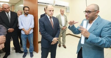 محافظ كفر الشيخ يتفقد التجهيزات النهائية لمركز التحول الرقمي بالديوان العام