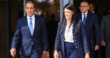 وزيرا التخطيط والخارجية يناقشان عددًا من ملفات العمل المشترك