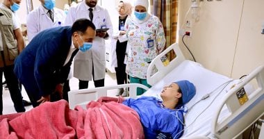 رئيس الوزراء يتفقد مستشفى دار صحة المرأة والطفل
