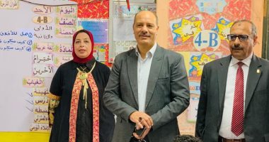 وكيل تعليم الإسكندرية يتابع امتحانات أكتوبر.. ويؤكد انتظام العملية التعليمية