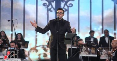 صابر الرباعي يفتتح حفل ختام مهرجان الموسيقى العربية بأغنية اللي شارينا.. صور 